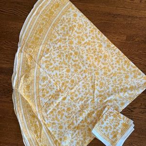 Anokhi table cloth and napkins